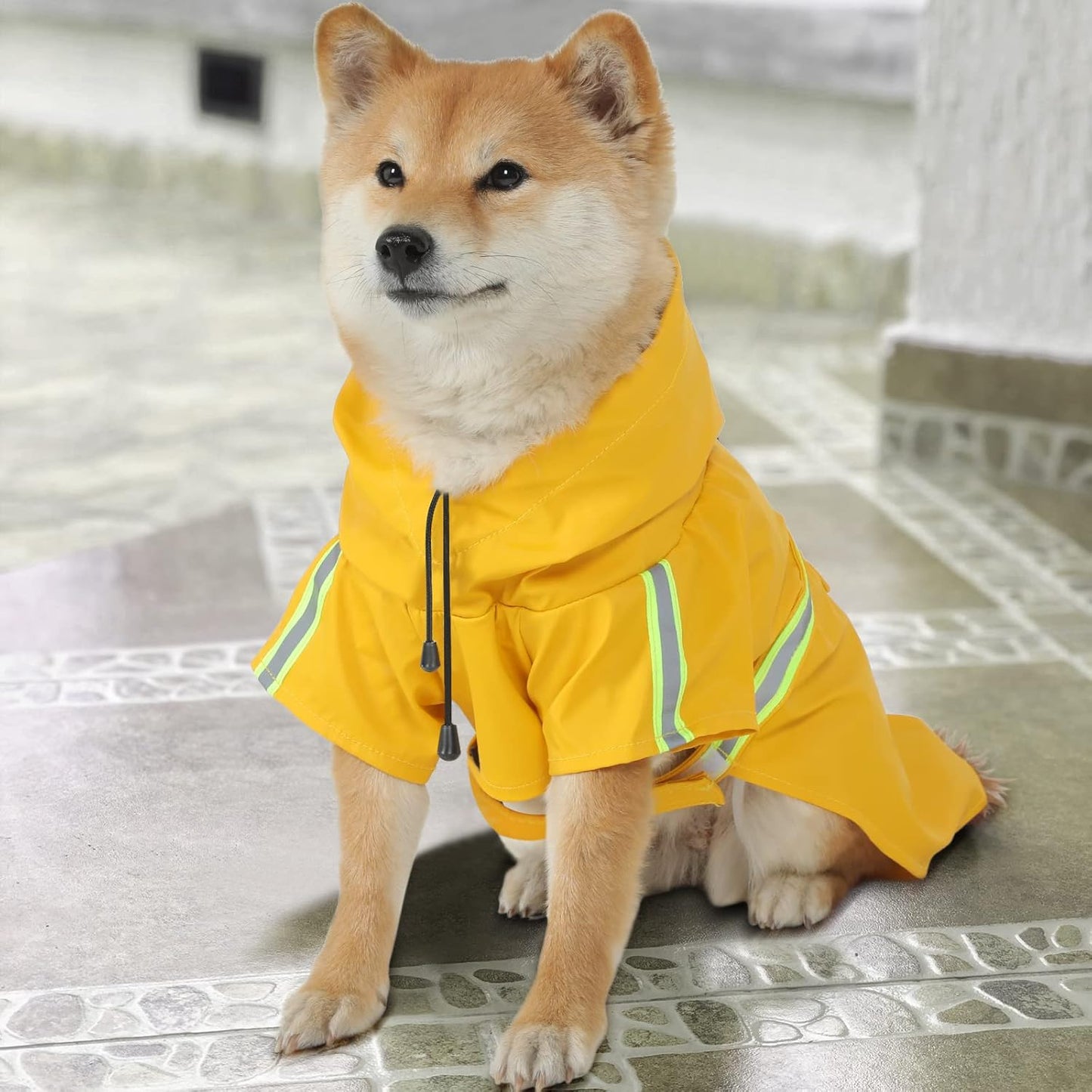 Stylish and Functional Dog Raincoat - Waterproof & Reflective, Perfect for Large Breeds in Vibrant Yellow